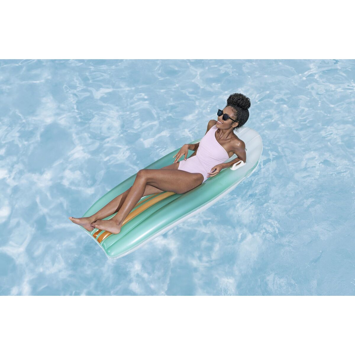 V2H805C25242E2F4251E37DA48E0667076DR7706244P9