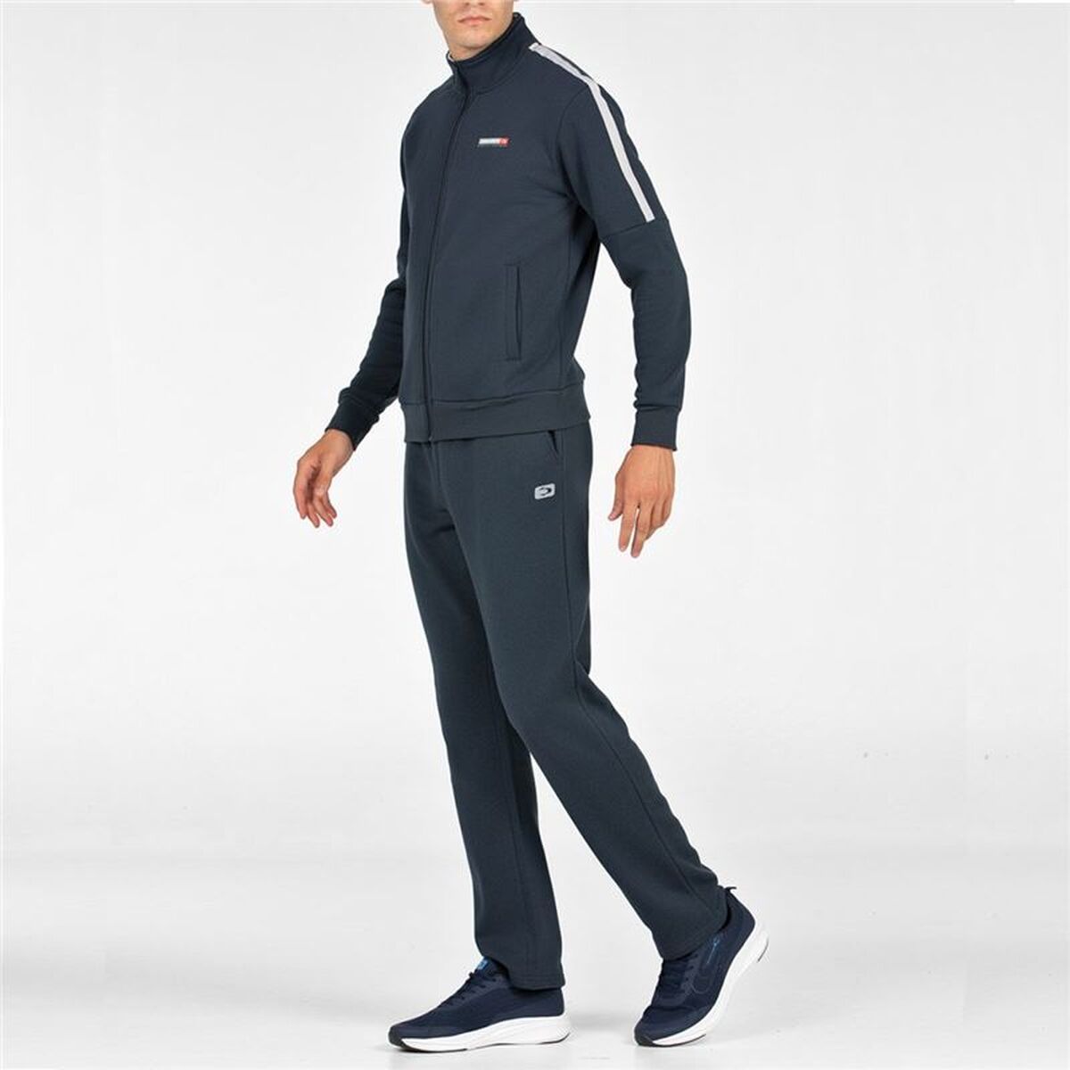 V2HE17B71CEB012844BC3225A2172C4B573R7701654P3